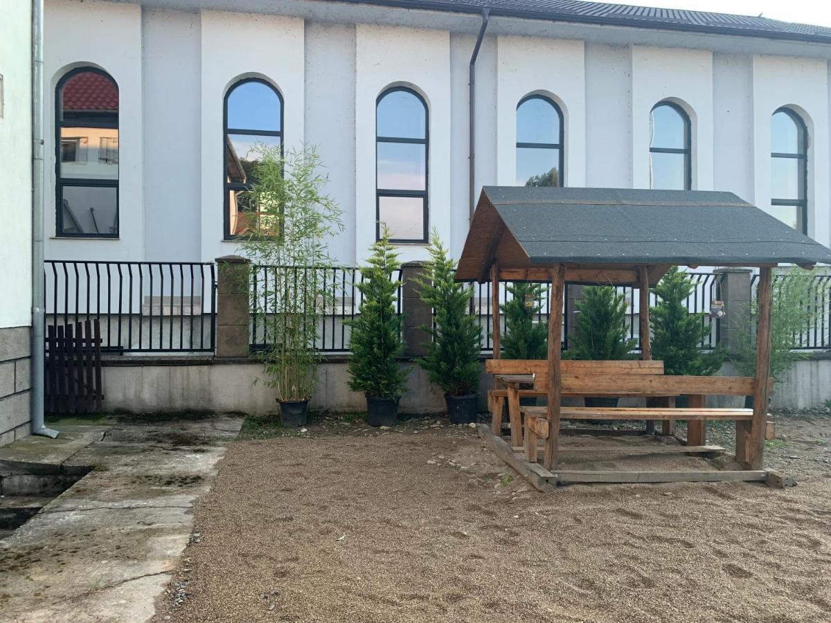 Master Adventure Guest House 克里什河畔瓦杜 外观 照片