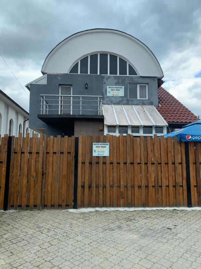 Master Adventure Guest House 克里什河畔瓦杜 外观 照片